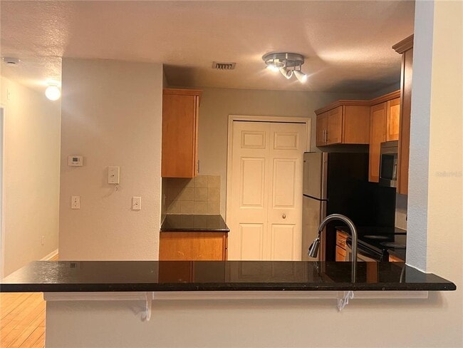 Building Photo - 7524 Seurat St