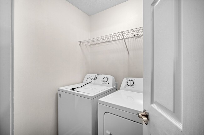 Building Photo - H36/G101