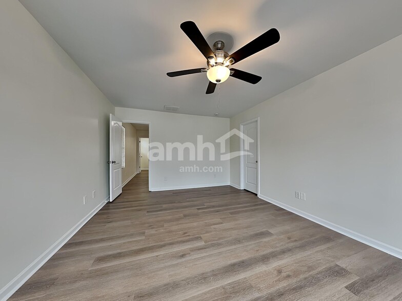 Building Photo - 15141 Taylor Ridge Ln