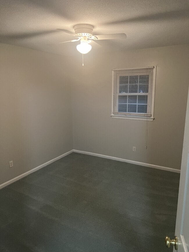 Building Photo - 201 Northpoint Ave