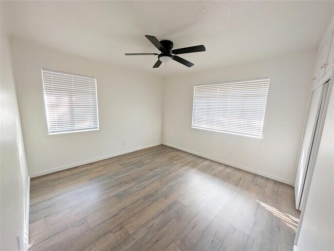 Building Photo - 1619 Carlisle Ct