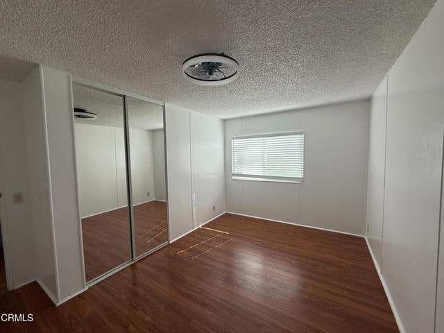 Building Photo - 6087 E Los Angeles Ave