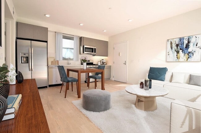 Building Photo - 110 Court St