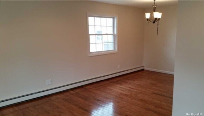 Building Photo - 66 Cedarhurst Ave