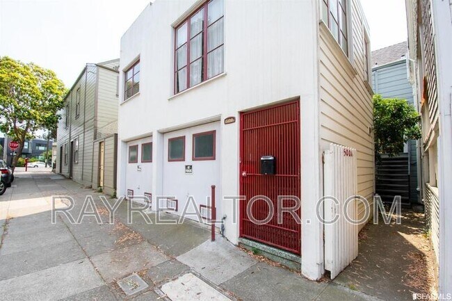 Building Photo - 500 Eugenia Ave