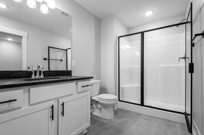 Building Photo - Argenta 1 Bed 1.5 Bath Luxury Energy Effic...