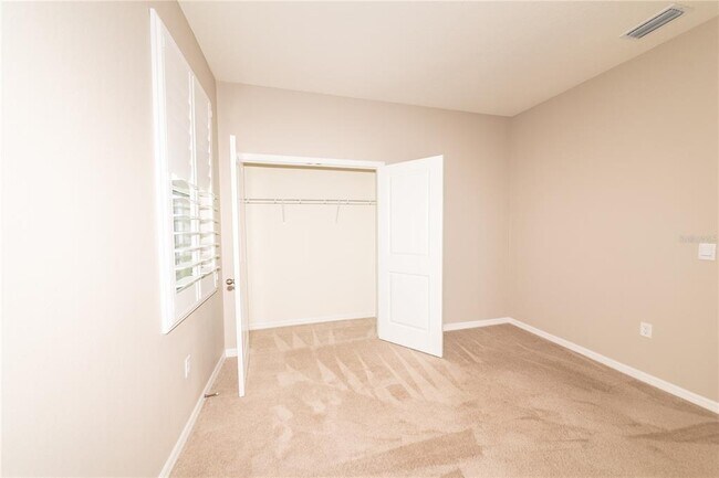 Building Photo - 16619 Mooner Plank Cir