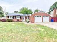 Building Photo - 101 Basswood Dr