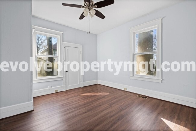 Building Photo - 246 N Watkins St