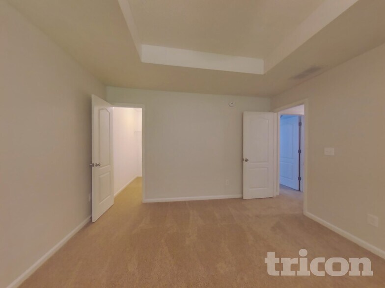 Building Photo - 3892 Alderwoods Dr