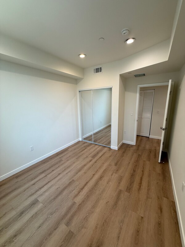 Building Photo - 8827 Van Nuys Blvd