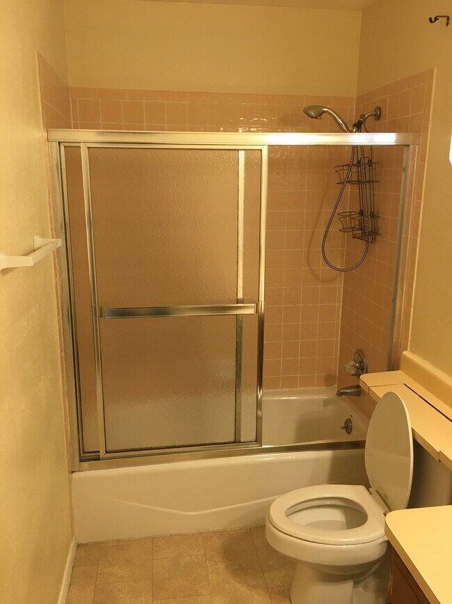 Building Photo - 5036 Shadow Mountain Rd