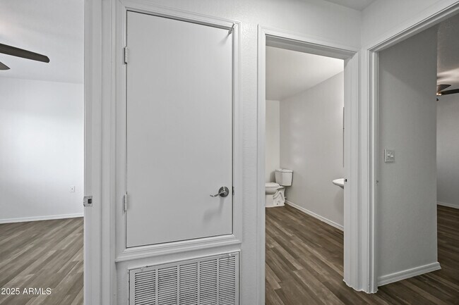 Building Photo - 3065 N 67th Ave