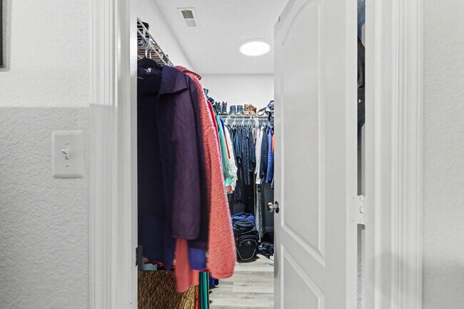 Building Photo - 326 Sedium Ln