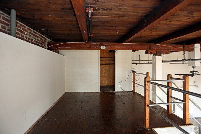 Keystone Lofts Philadelphia Pa Apartment Finder 1 Bedroom Loft Keystone Lofts