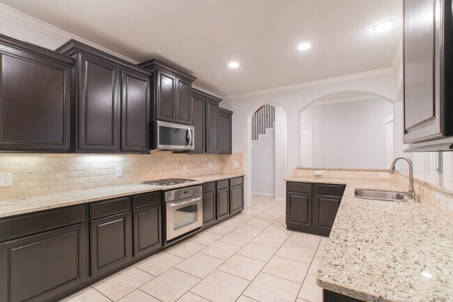 Building Photo - 11 Sawbridge Cir