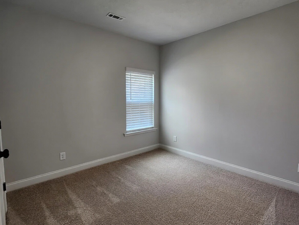 Building Photo - 4137 Fringetree Loop