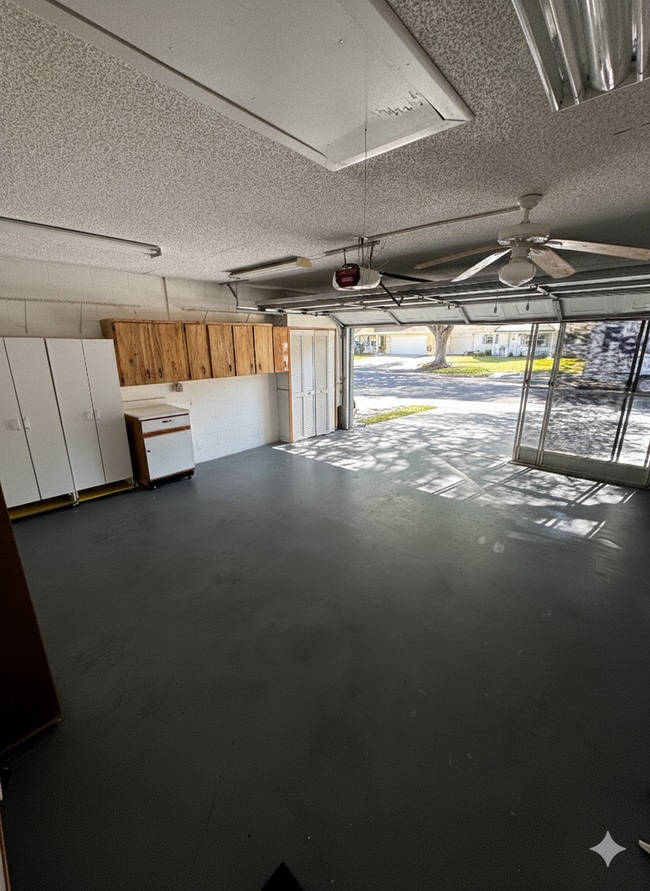 Building Photo - Active 55+ Living in On Top of the World – 2BR/2BA Villa with Resort-Style Amenities!