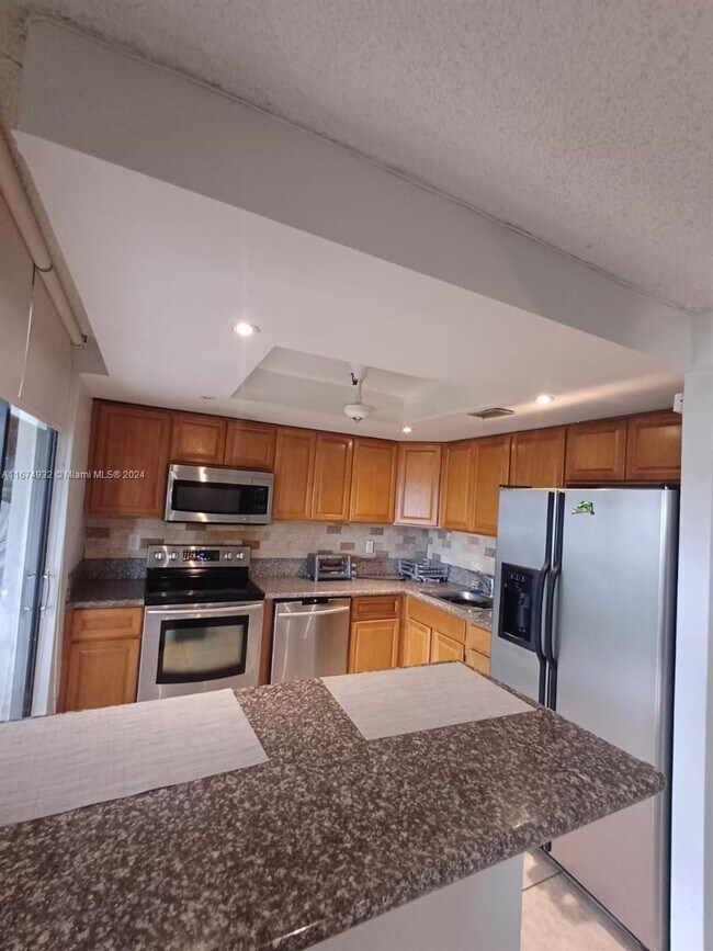 Building Photo - 2 bedroom in North Miami Beach FL 33179