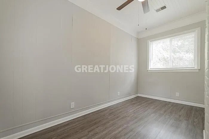 Building Photo - 4405 Monticello Rd