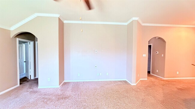 Building Photo - 16627 Fiesta Rose Ct