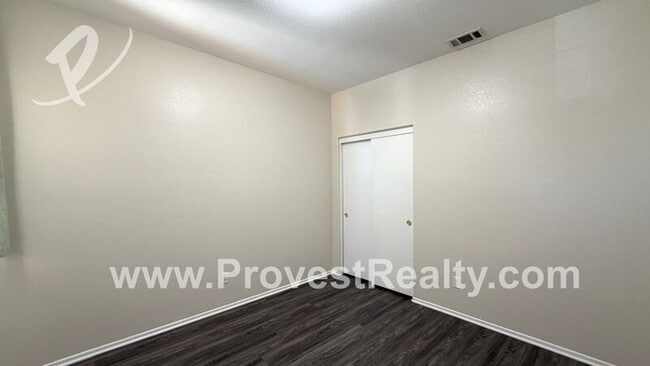 Building Photo - 13173 Cucamonga Ct