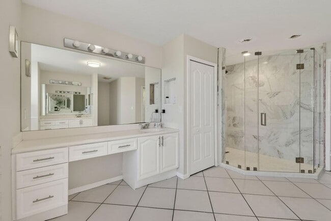 Building Photo - 13462 Key Lime Blvd