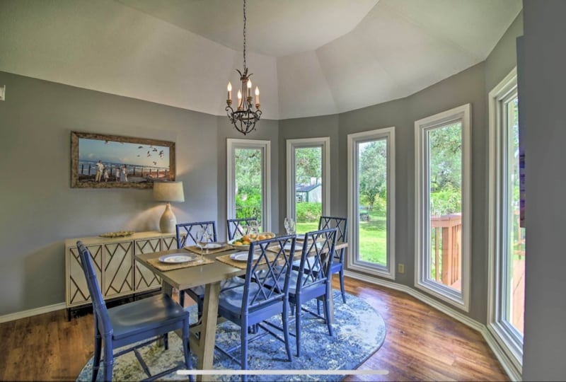 Building Photo - 116 E Evergreen St