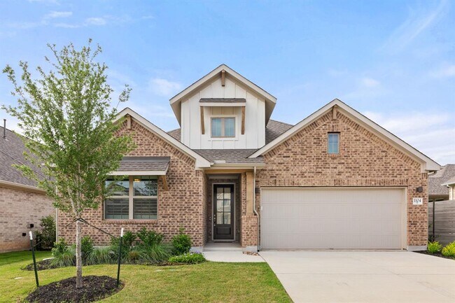 Primary Photo - 1104 Spring Gulch Ln