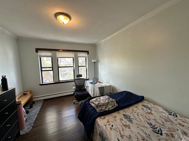 Building Photo - 435 Walnut Ave