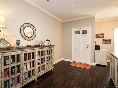 Building Photo - 2000 Euclid Ave