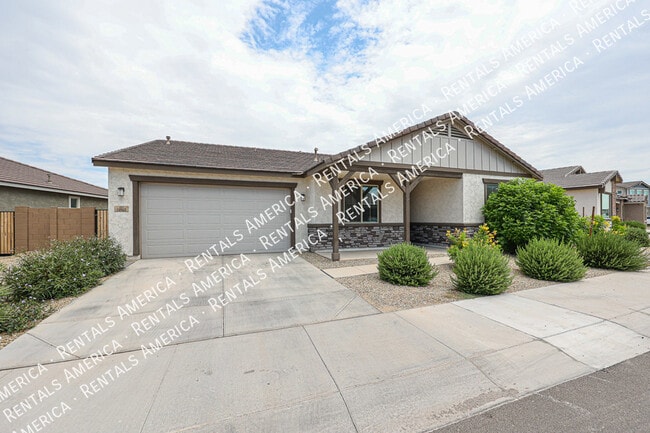 Building Photo - 10968 W Garfield St