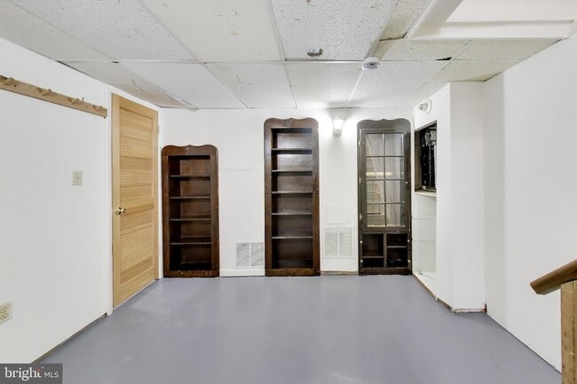 Building Photo - 5138 Nebraska Ave NW