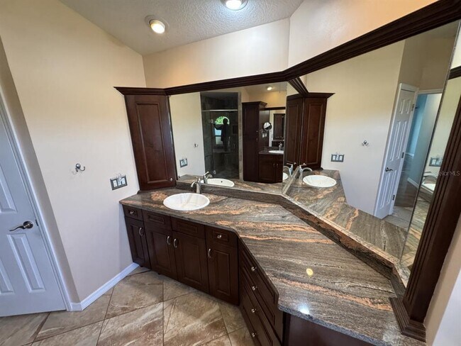 Building Photo - 15696 Hennipen Cir