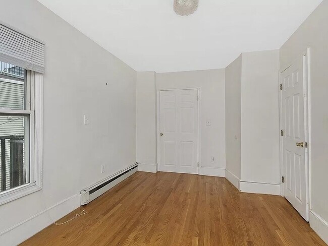 Building Photo - 128 Bunker Hill St