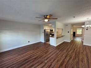 Building Photo - 6512 Kentwick Dr