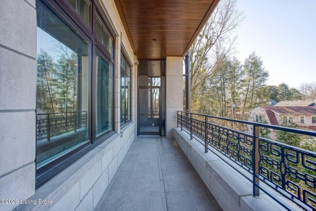 Building Photo - 1576 Cherokee Rd