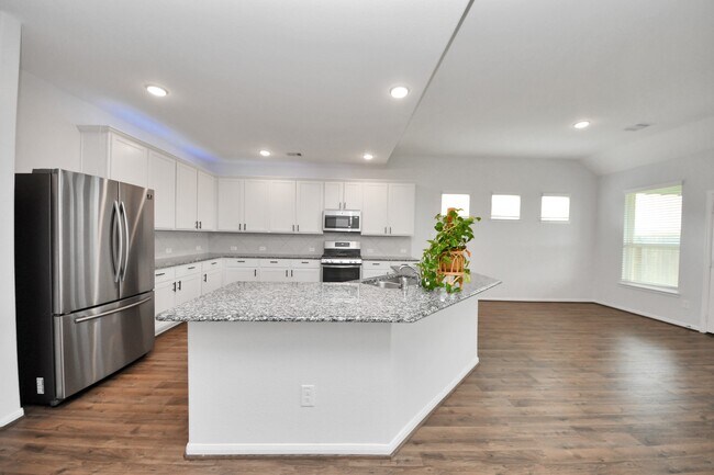 Building Photo - 2326 Kelson Cove Dr