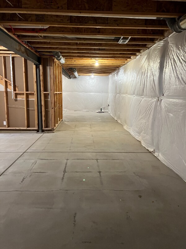 Building Photo - 20422 E 52nd Ave
