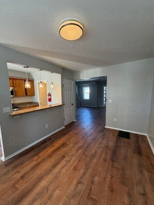 Building Photo - East Camden -  3BR Home with Modern Finishes and Central A/C
