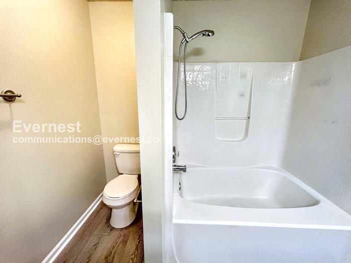 Building Photo - 3039 Broadleaf Trail Rd