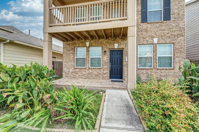 Building Photo - 7131 Pavilion Dr