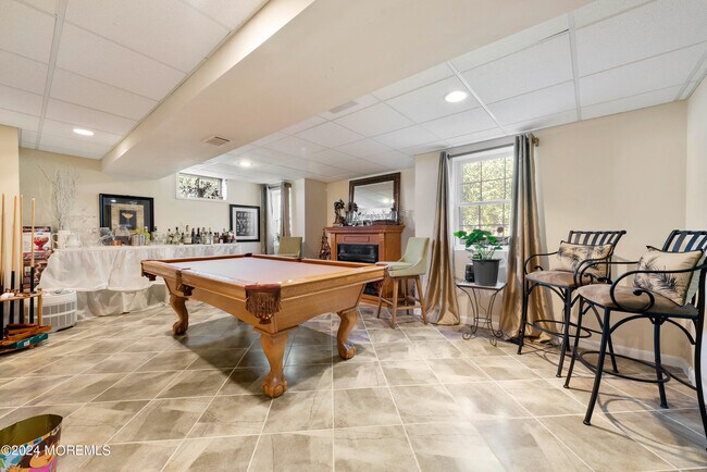 Building Photo - 4 Scottsdale Ct