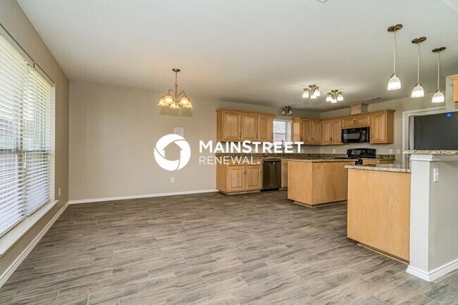 Building Photo - 3 Bedroom Pet-Friendly Home in ARLINGTON, TX with Main Street Renewal
