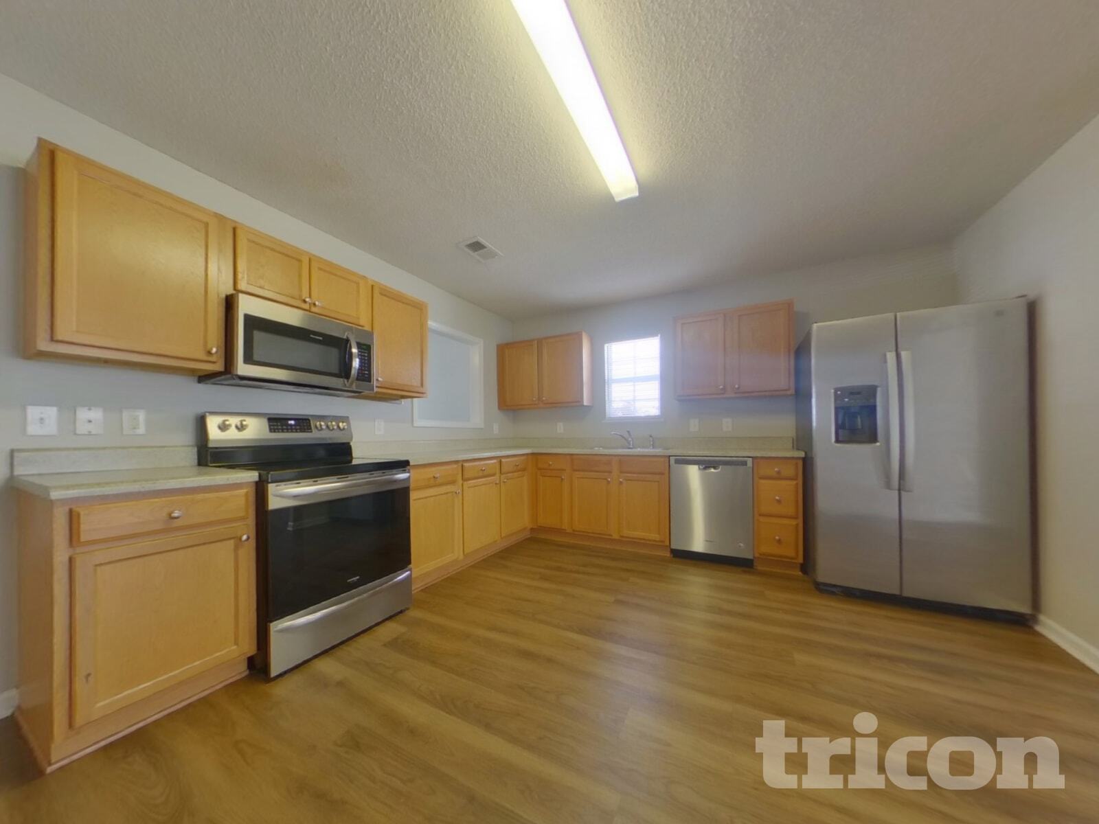 Building Photo - 2048 Lake Carolina Dr