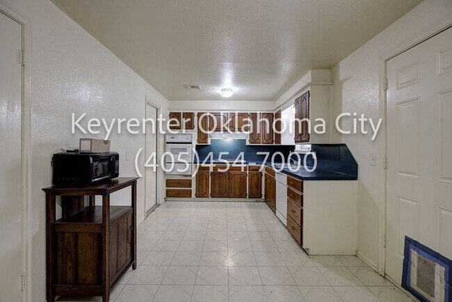 Building Photo - 3BD/2BTH Home in the Heart of Midwest City
