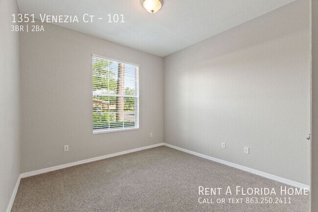 Building Photo - 1351 Venezia Ct