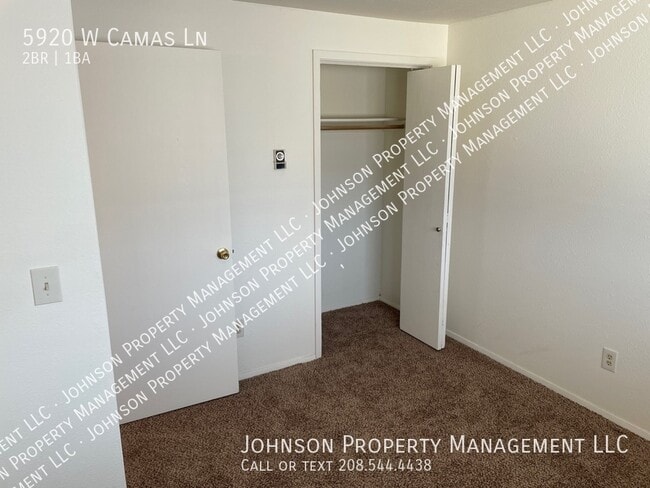 Building Photo - 5920 W Camas Ln