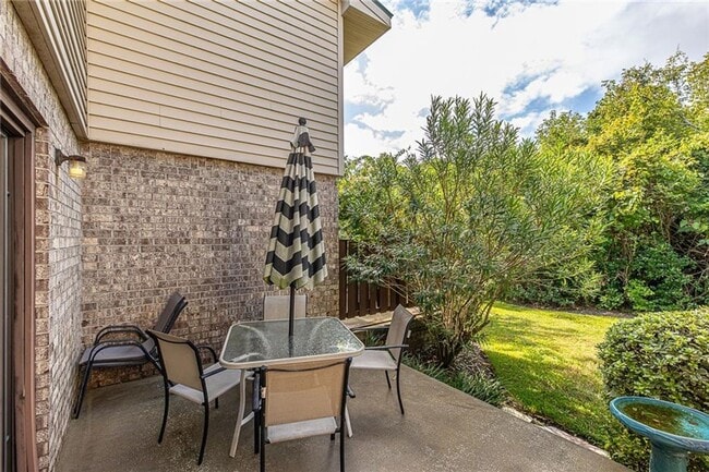 Building Photo - 1500 Demere Rd