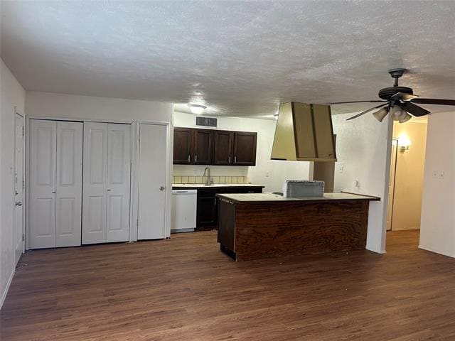 Building Photo - 1826 Legend Dr